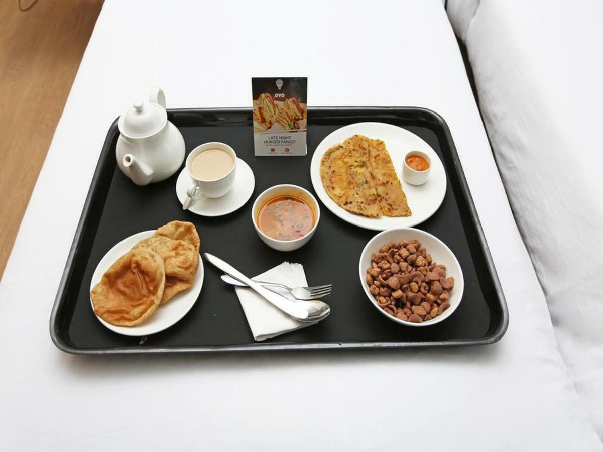 Hotel Oyo 807 Gopika International
